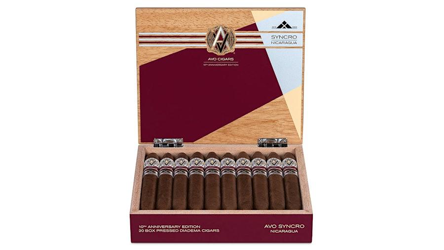 Avo Synchro Nicaragua 10th Anniversary Box of 20