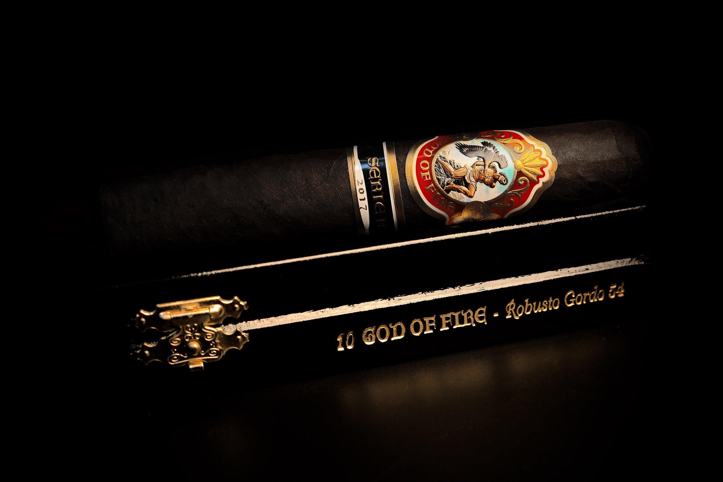 Fuente God of Fire Serie B Robusto Gordo 54 (BOX OF 10)